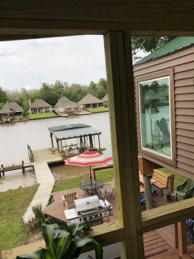Cozy Cabin On The Bayou Maurepas 外观 照片